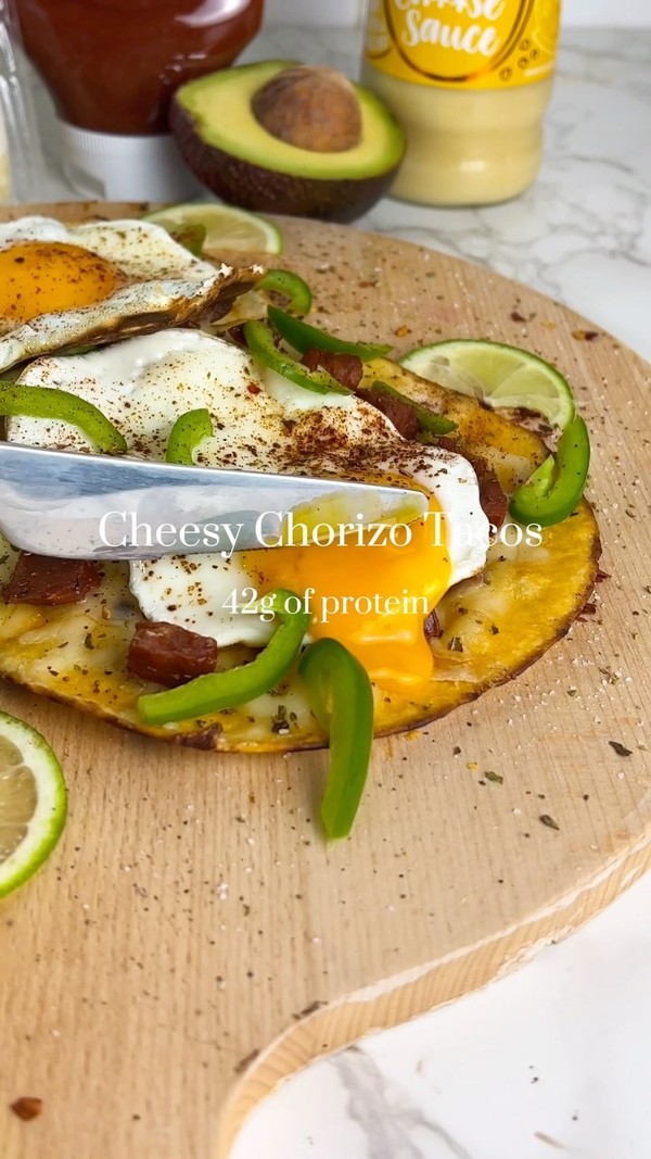 Cheesy Egg & Chorizo Tacos