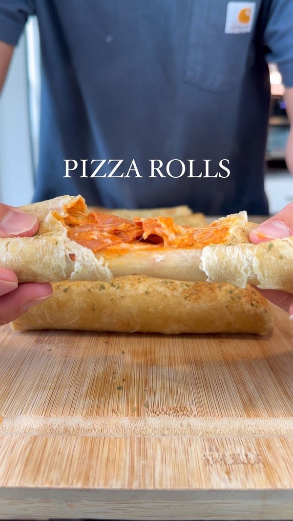 Macro-Friendly Pizza Rolls