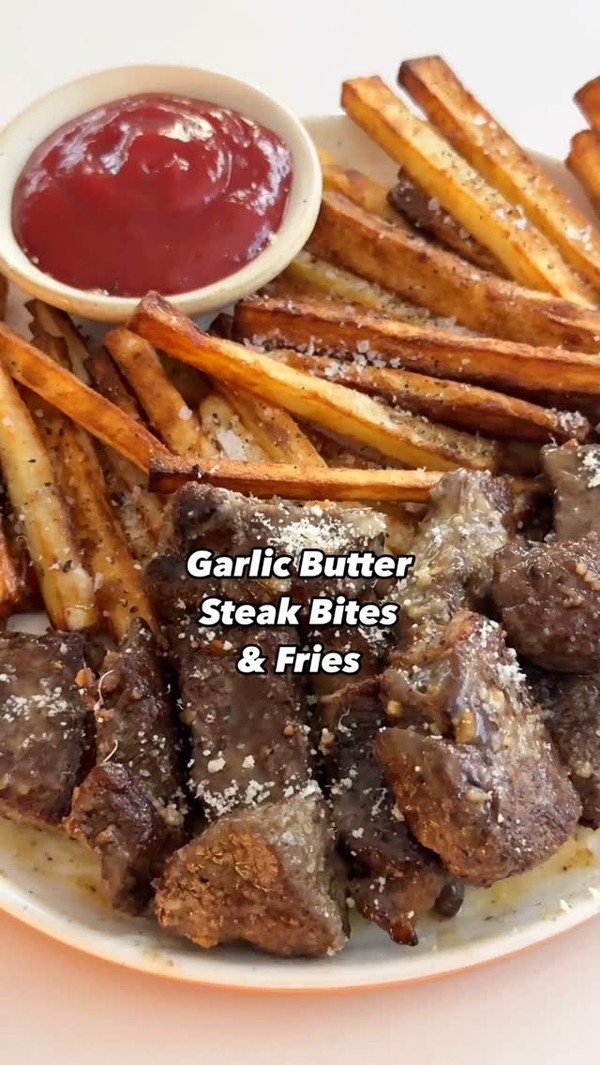 garlic butter steak bites and frites