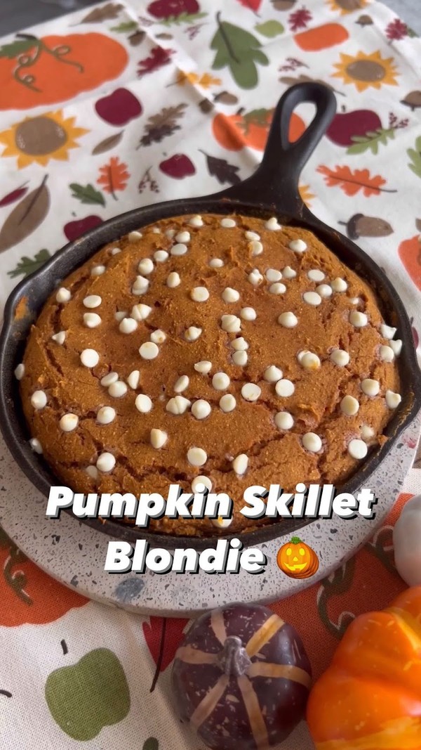 Pumpkin Skillet Blondie