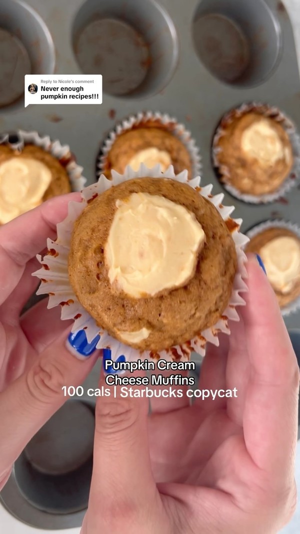 Pumpkin Cream Cheese Muffins