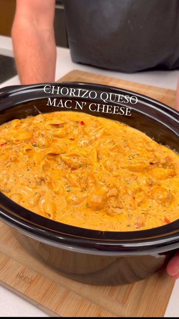 Chorizo Queso Mac n’ Cheese