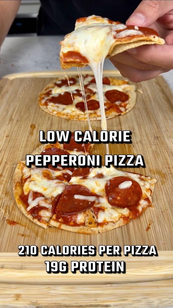 High Protein Low Calorie Pepperoni Pizza
