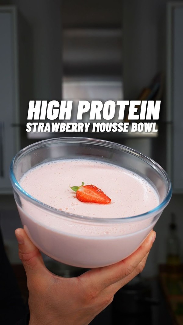 Easy High Protein Strawberry Mousse