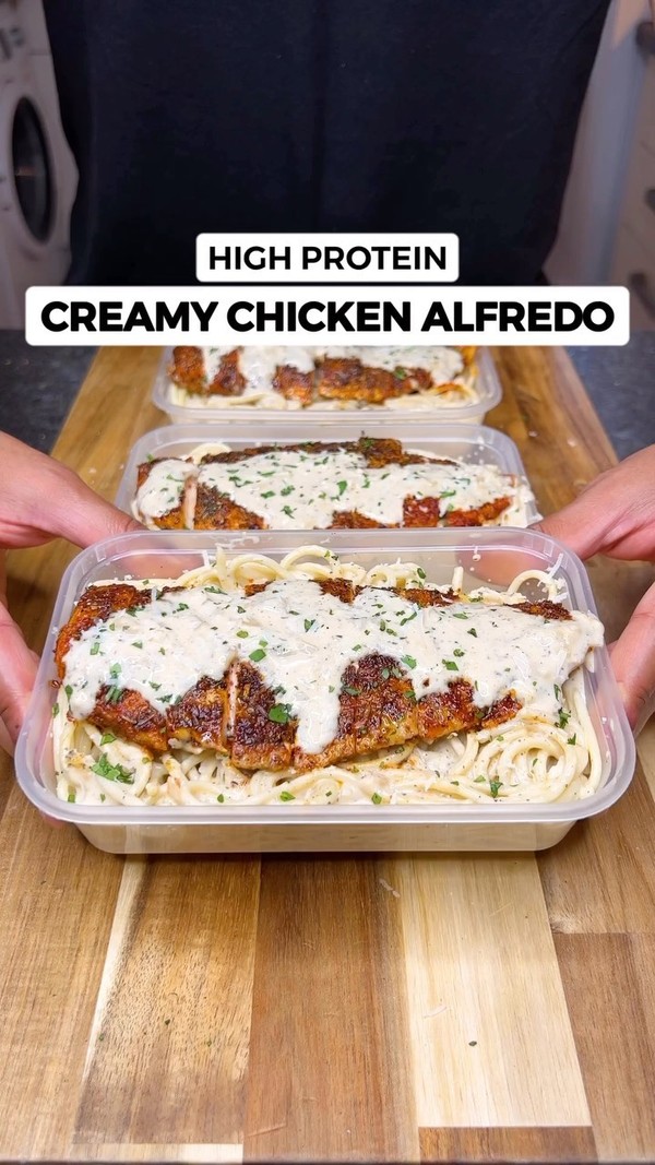 High Protein Creamy Chicken Alfredo Meal Prep
