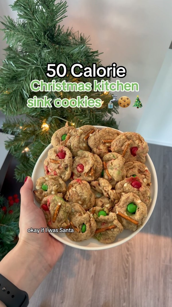 Christmas kitchen sink cookies