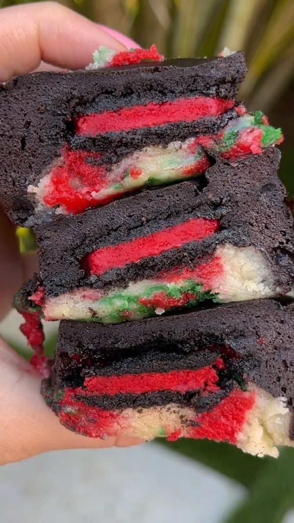 Christmas Slutty Brownies