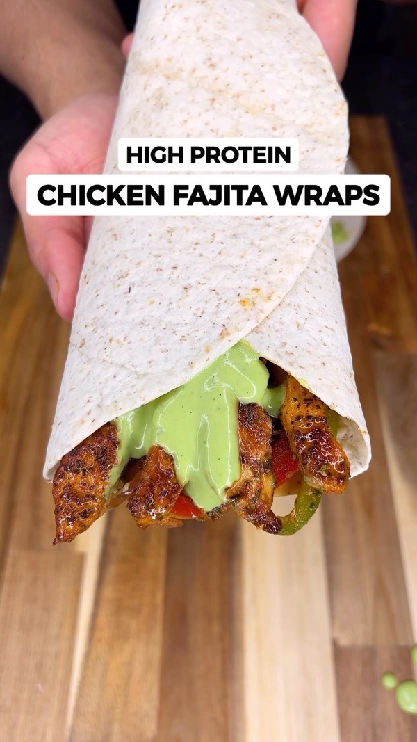 High Protein Chicken Fajita Wraps