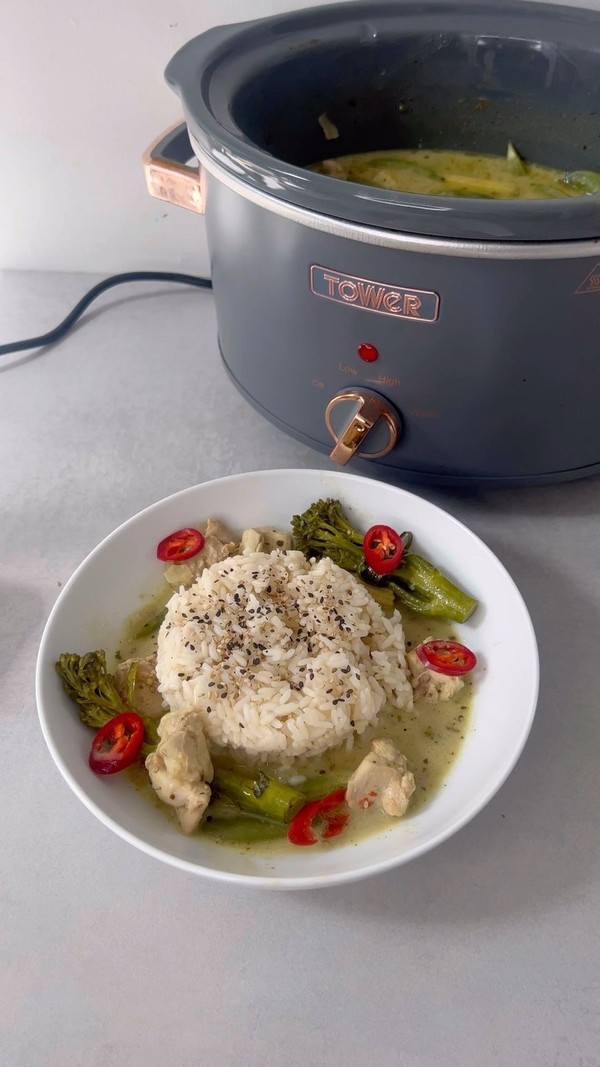 Slow cooker Thai green curry