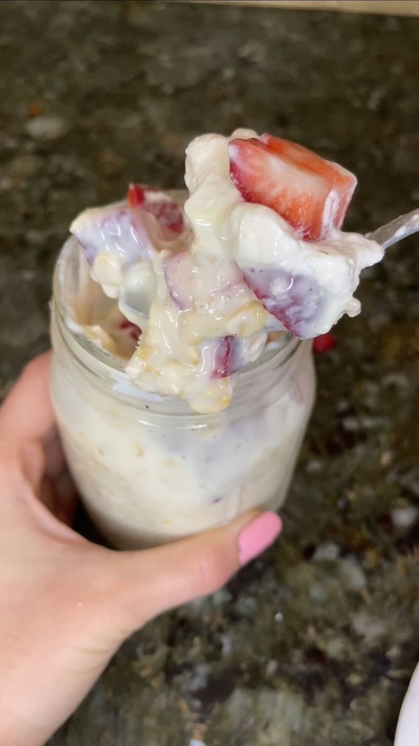 Tres Leches Protein Overnight Oats