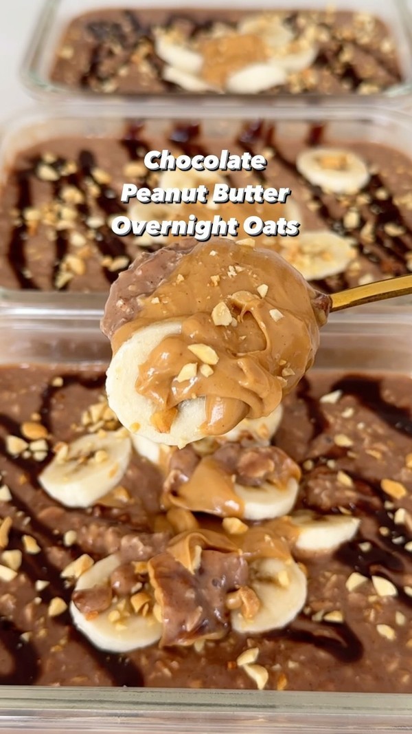 Chocolate Peanut Butter Overnight Oats