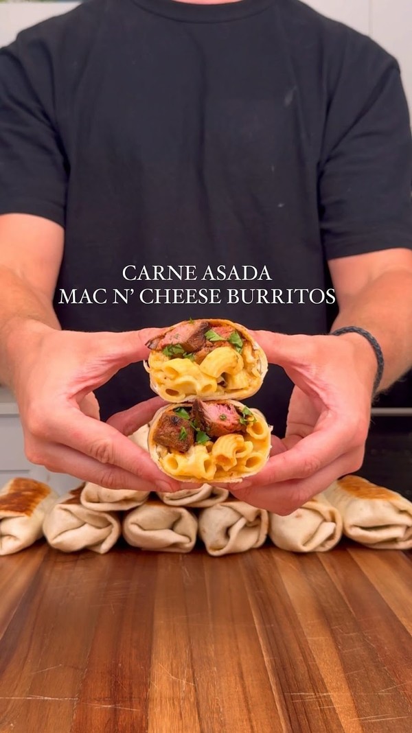 Carne Asada Mac n’ Cheese Burritos