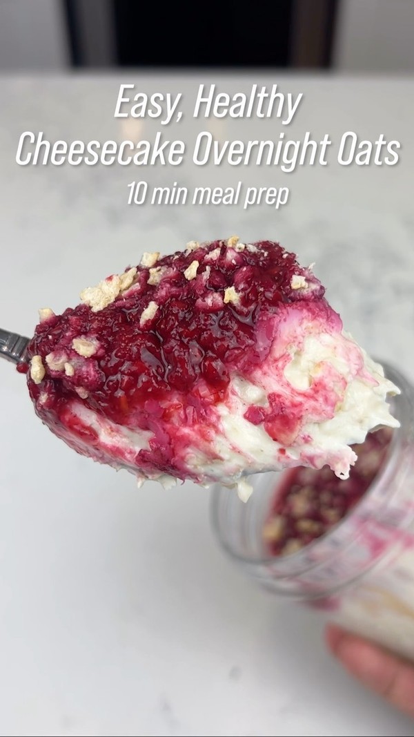 Cheesecake Overnight Oats
