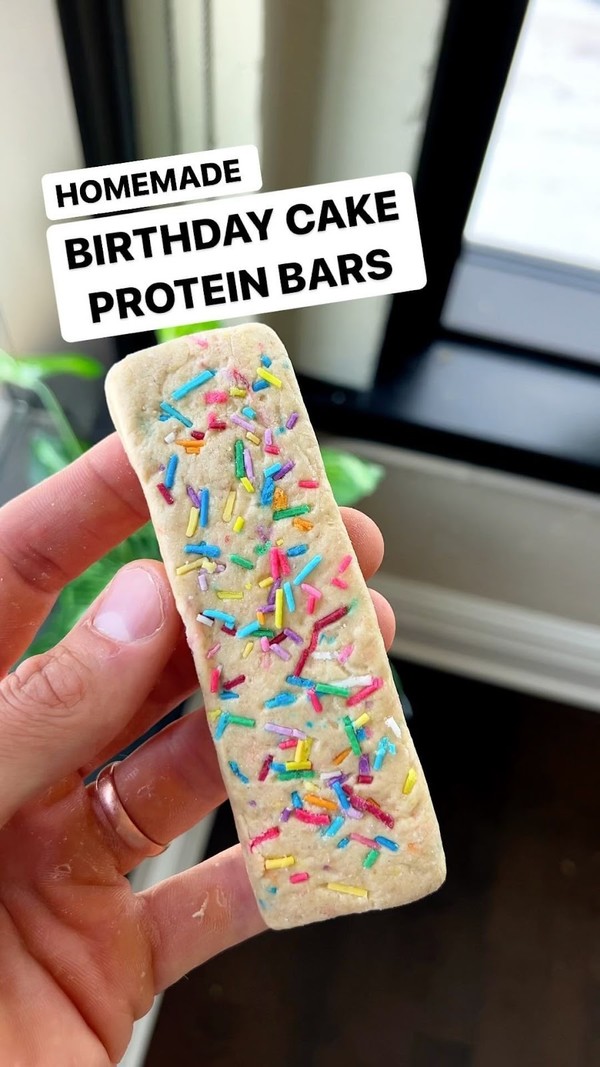 DIY Birthday Cake Protein Bars