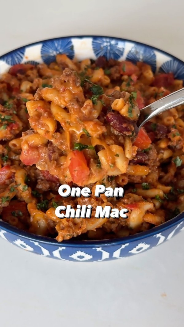 One Pan Chili Mac