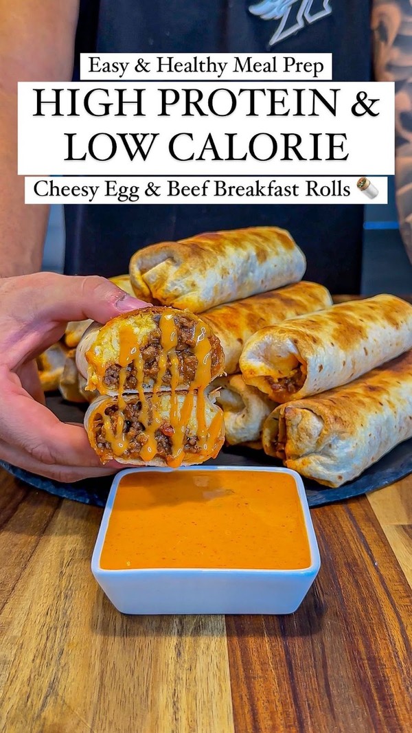 High Protein Cheesy Egg & Beef Breakfast Rolls