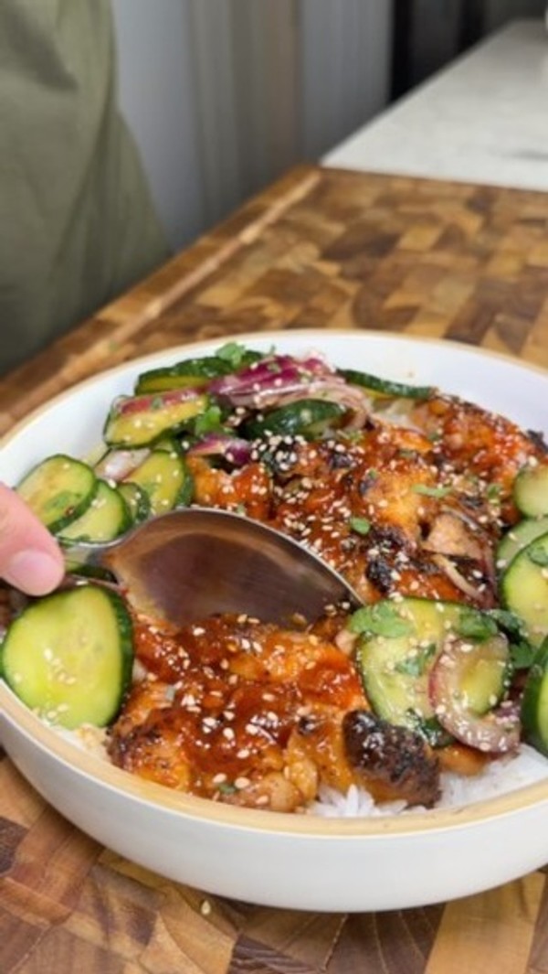 Easy 30-Minute Spicy Korean BBQ Chicken Bowl with a Marinated Cucumber Salad