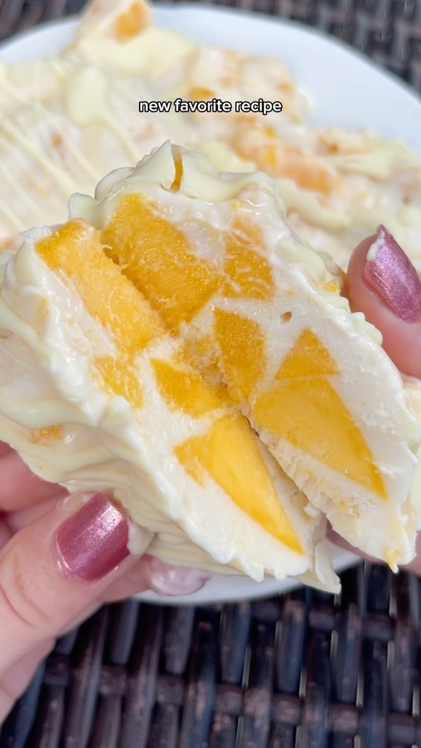 Mango ice cream bites
