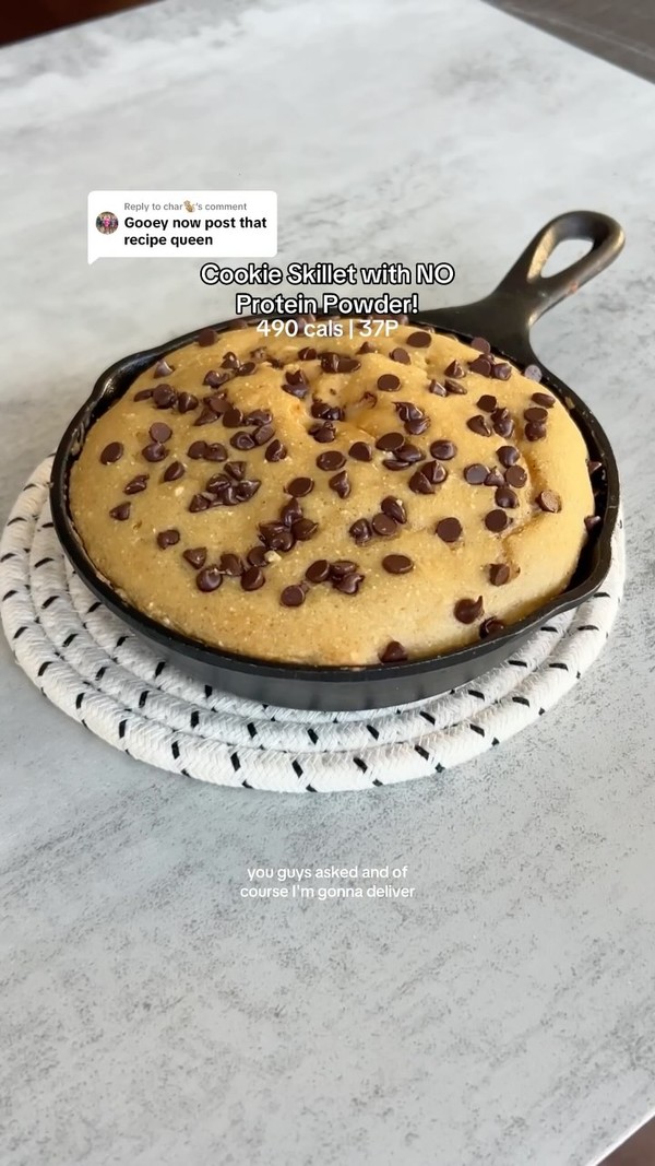 Chocolate Chip Skillet Cookie