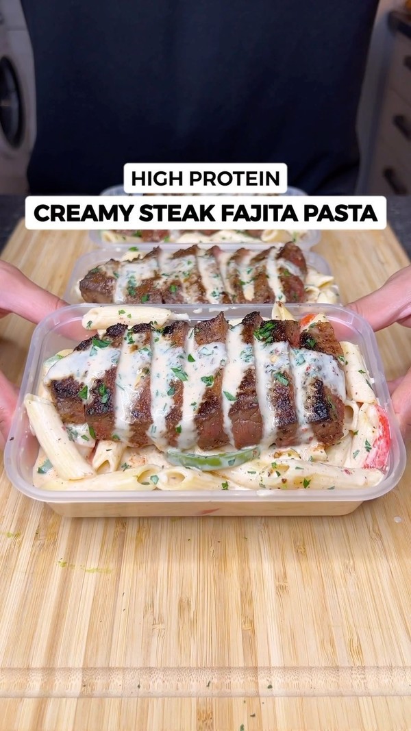 High Protein Creamy Steak Fajita Pasta
