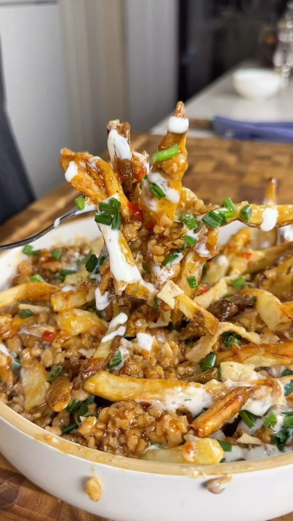 Sweet Chili Chicken Loaded Fries