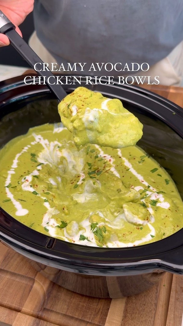 Creamy Avocado Chicken Rice Bowls