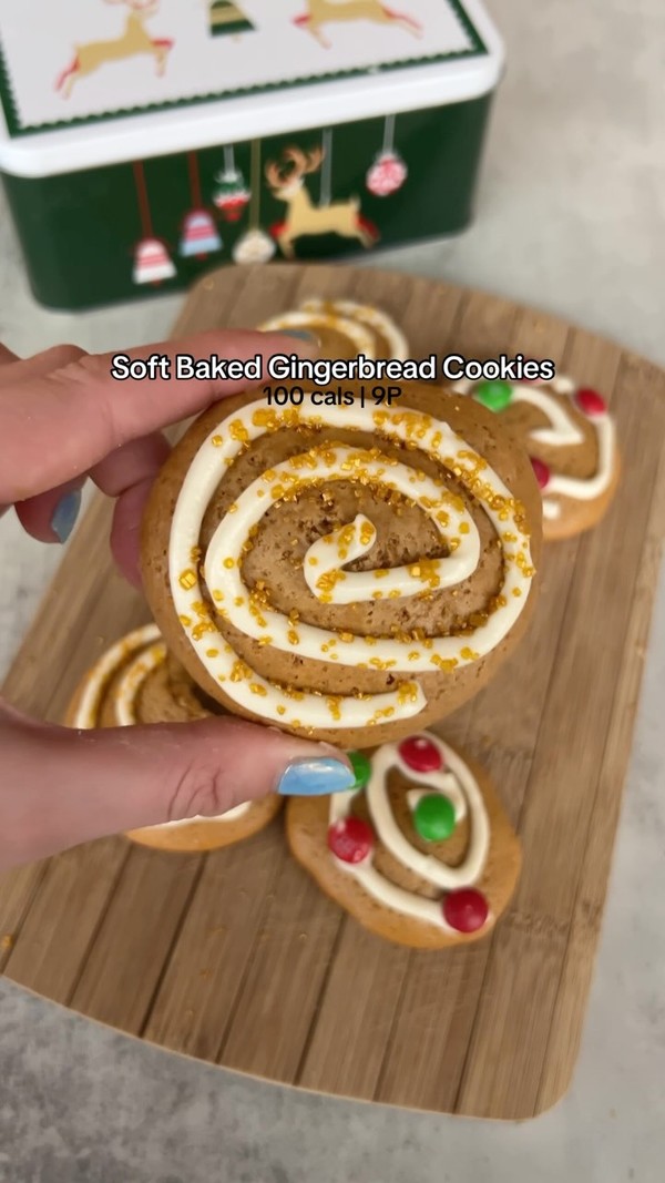 Soft baked gingerbread cookies