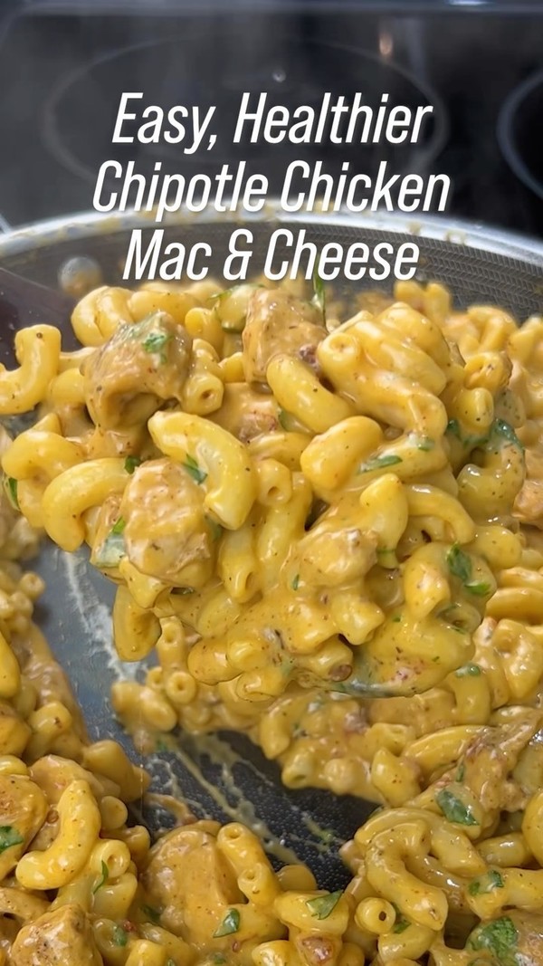 Spicy Chipotle Chicken Mac & Cheese