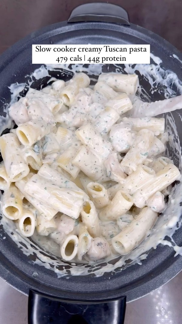 Creamy Tuscan slow cooker pasta