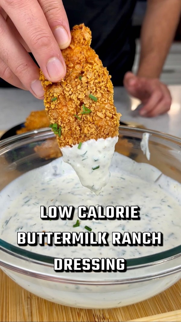 Low Calorie Buttermilk Ranch Dressing