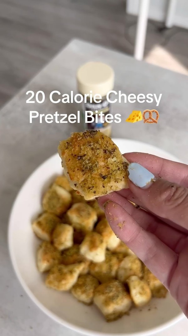 Buttery Pretzel Bites with Cheesoning