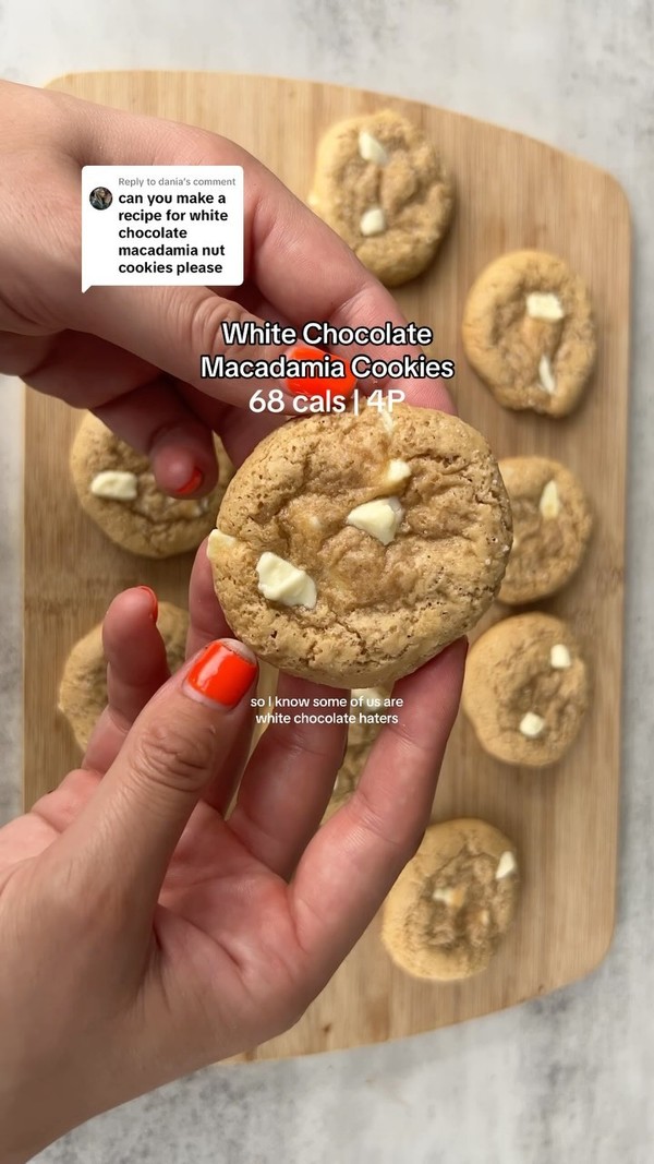 White Chocolate Macadamia Cookies