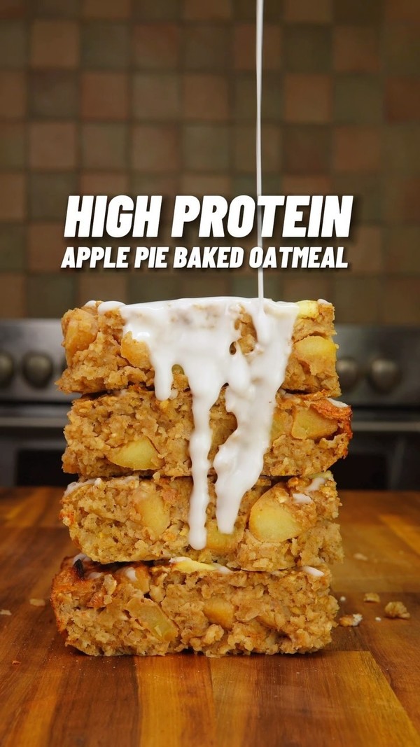 High Protein Apple Pie Baked Oatmeal