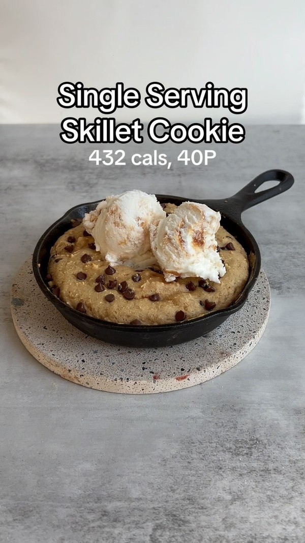 Skillet Cookie