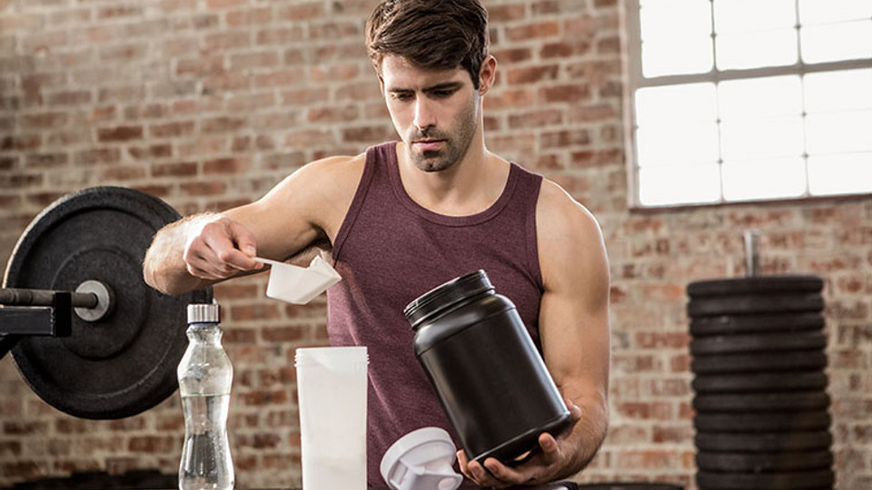 4 Supplements Every Bodybuilder Should Be Taking