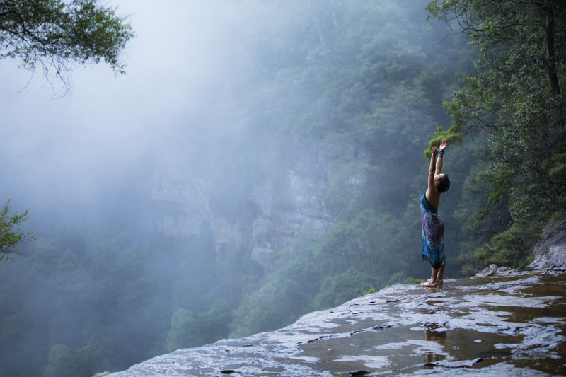 How To Change Your Environment & Stop Relying On Willpower To Reach Your Goals