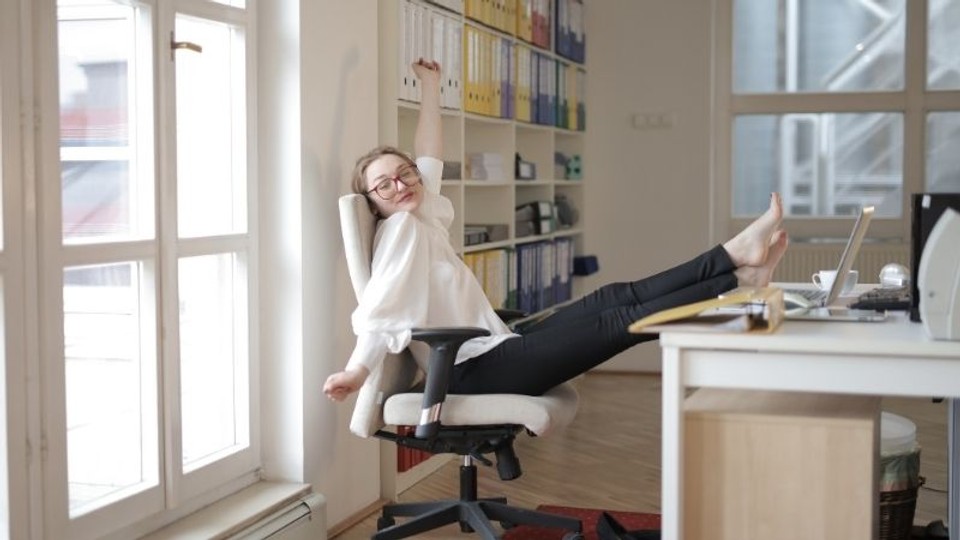 How to Burn Calories Without Leaving Your Desk