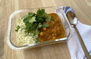 Butter Chicken With Chickpeas And Cauliflower Rice