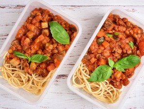 My Muscle Chef Inspired Vegan Spaghetti Bolognese