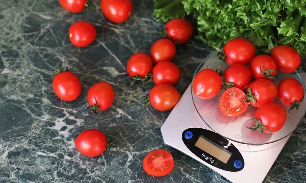 weighing food before cooking