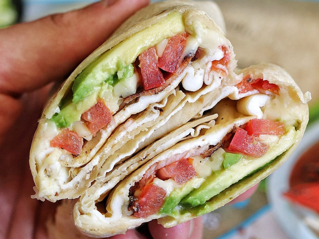 Counting Zacro’s High Protein Breakfast Wrap