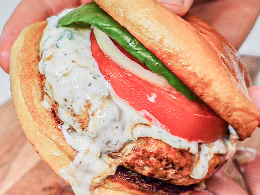 Easy Low Cal & High Protein Burger by Aussie Fitness