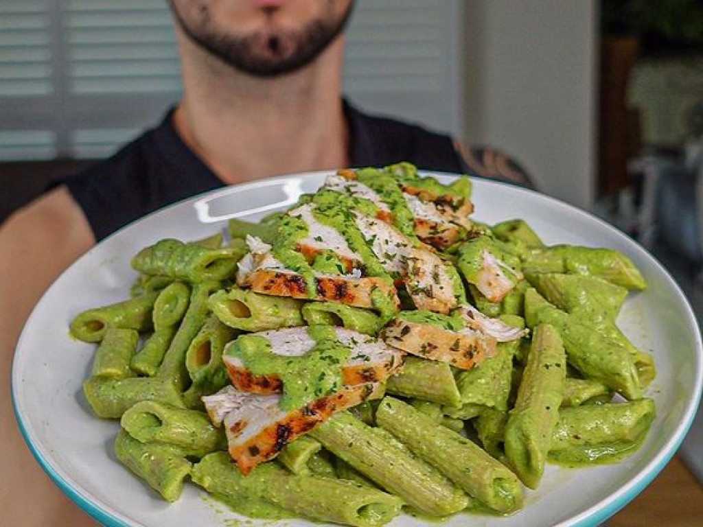 high-protein-pesto-chicken-pasta-by-aussie-fitness-mealprep