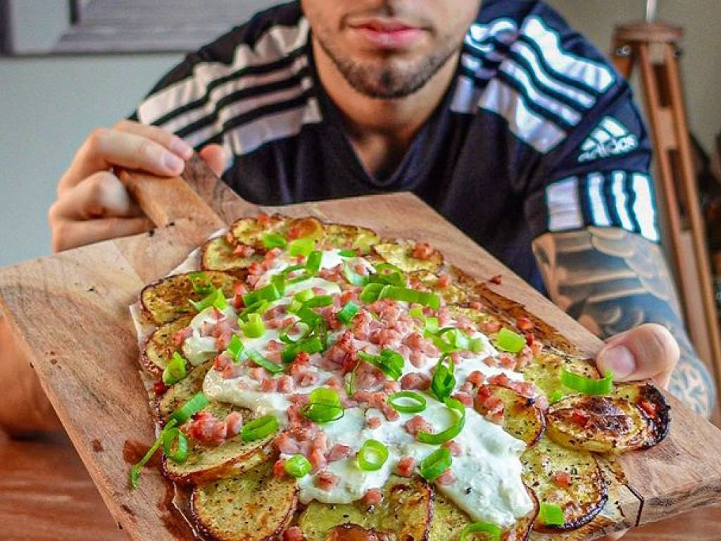 Low Calorie Loaded Baked Potatoes by Aussie Fitness