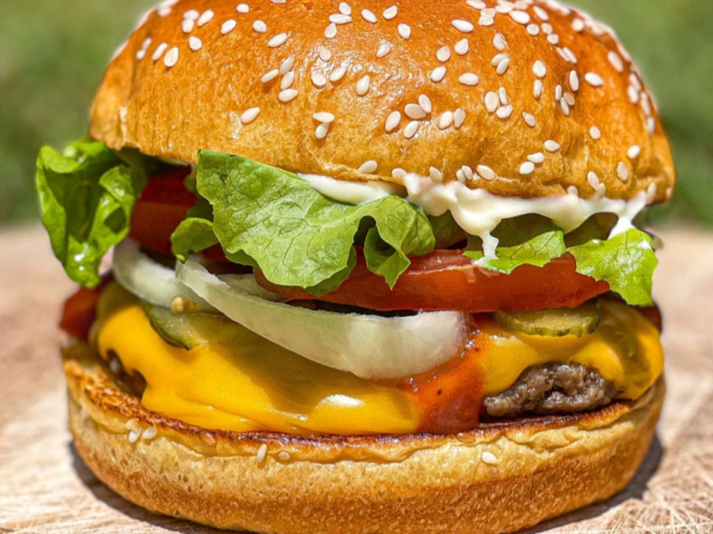 Low Calorie Whopper With Cheese(Burger King Whopper) by Aussie
