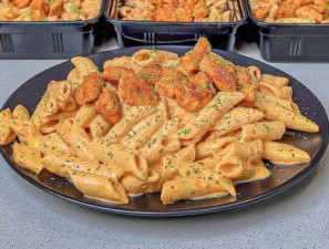 High Protein Creamy Chicken Nandos Pasta by Aussie Fitness