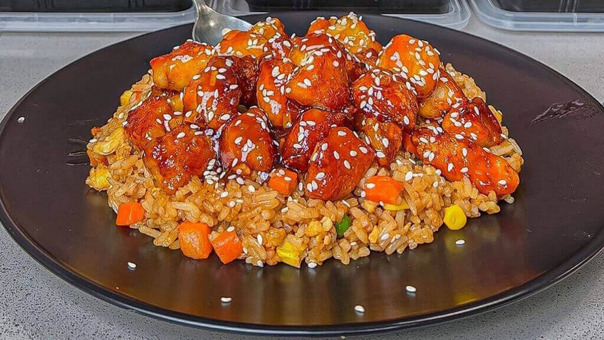 Honey Sesame Chicken & Fried Rice by Aussie Fitness